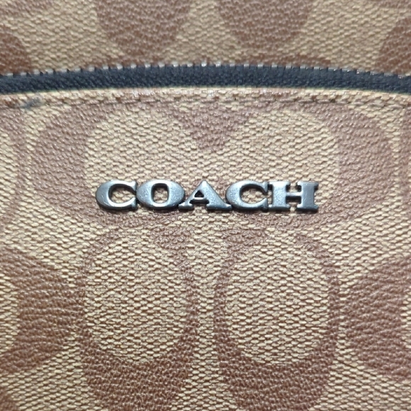 Coach Brown and Black Belt Bag with Iconic Design - Picture 3 of 7